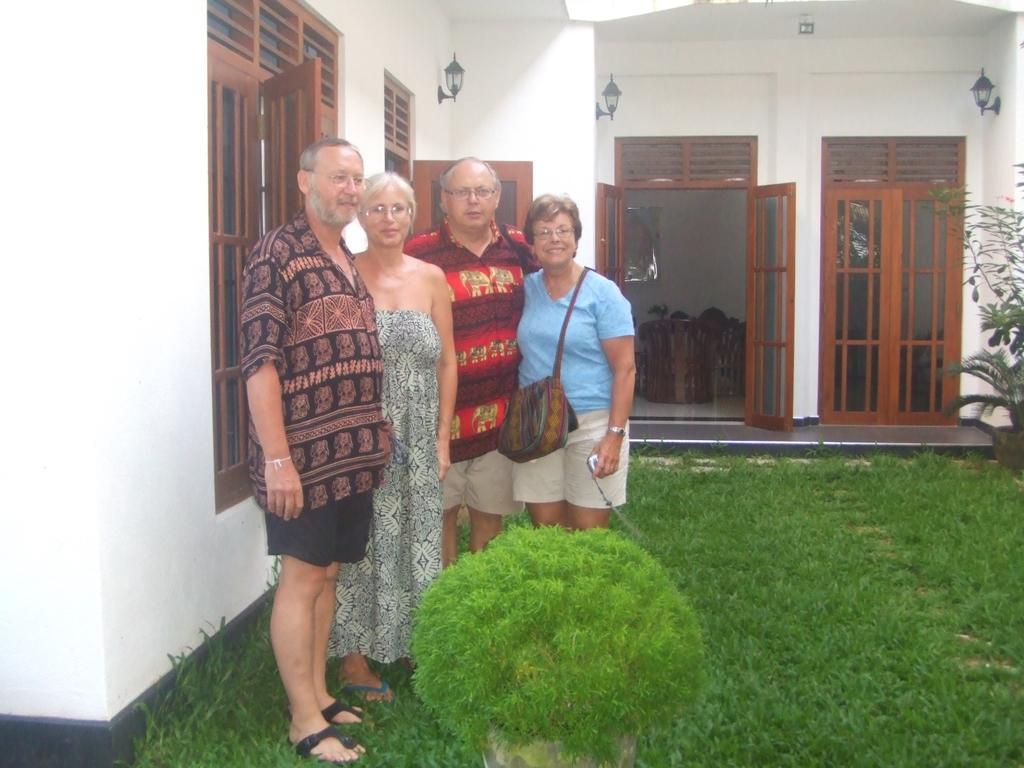 Sunny Side 89 Hotel Galle Kamer foto