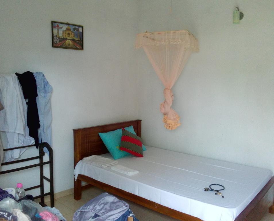 Sunny Side 89 Hotel Galle Buitenkant foto